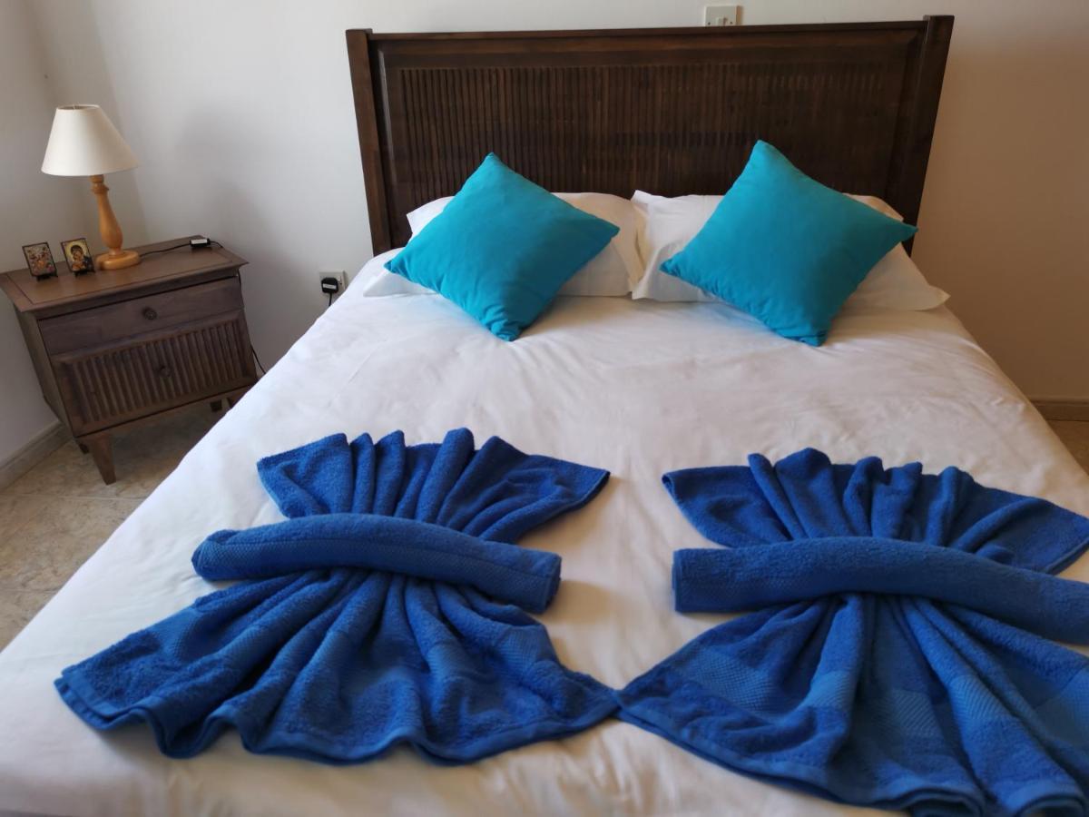Anastasia Apartment Agia Marina  Ngoại thất bức ảnh