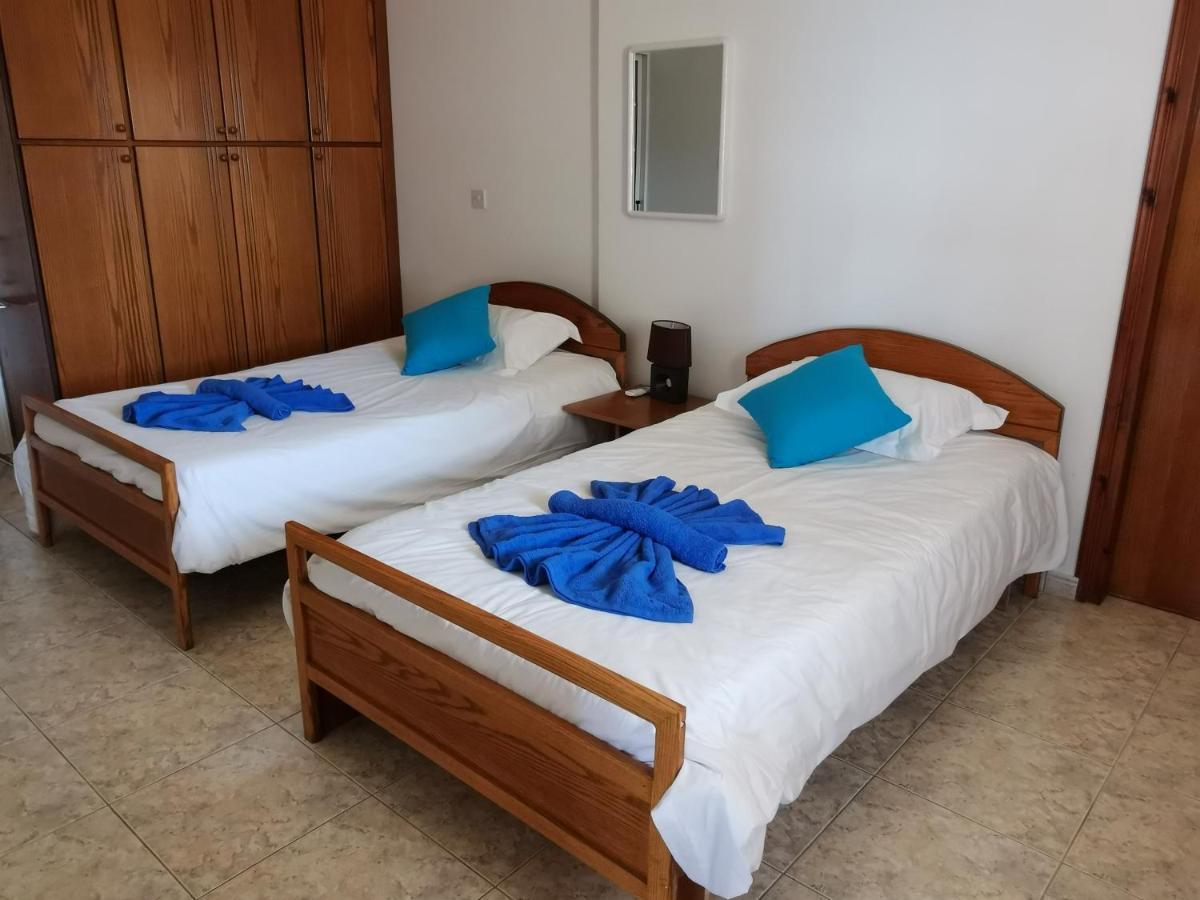 Anastasia Apartment Agia Marina  Ngoại thất bức ảnh
